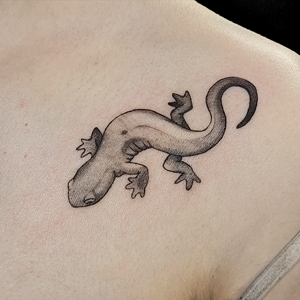 gecko tattoo by Mary Kuzmin