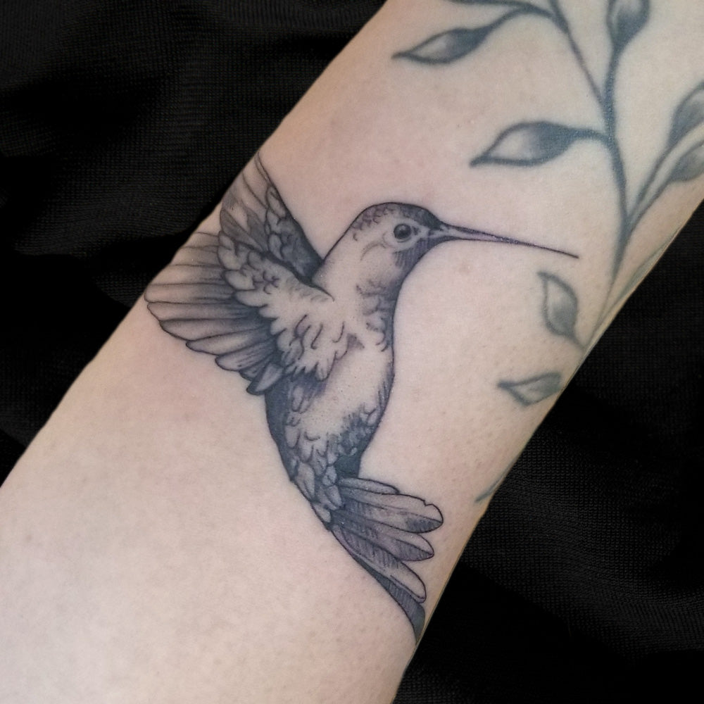 hummingbird tattoo by Lydia Pitts